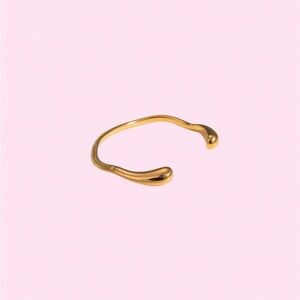 Gold Bauble Bracelet